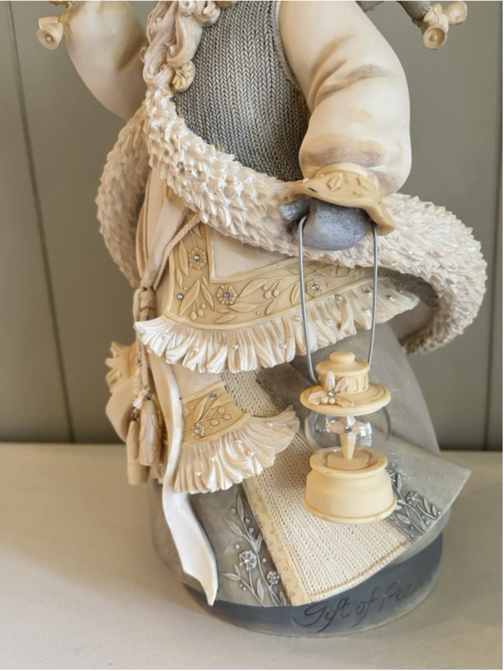 Enesco Masterpiece Santa 2012 Figure 4026889 Gift Of Peace 12.5” Retired READ - Picture 3 of 12